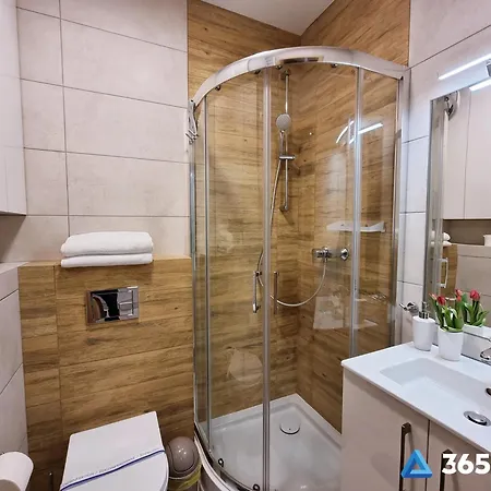 365pam - Enklawa Przy Plazy - Sala Zabaw, Silownia, Parking W Cenie